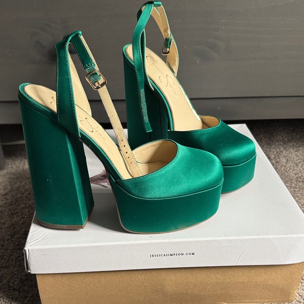 Jessica Simpson Emerald Green Platform Slingback Heels